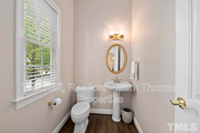 Building Photo - 116 Hamilton Hedge Pl