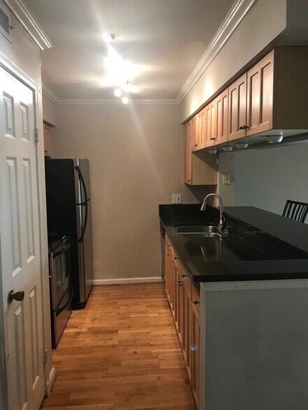 Building Photo - 3307 Wyndham Cir