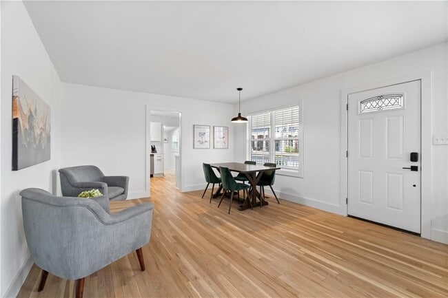 Building Photo - 2790 Sardis St