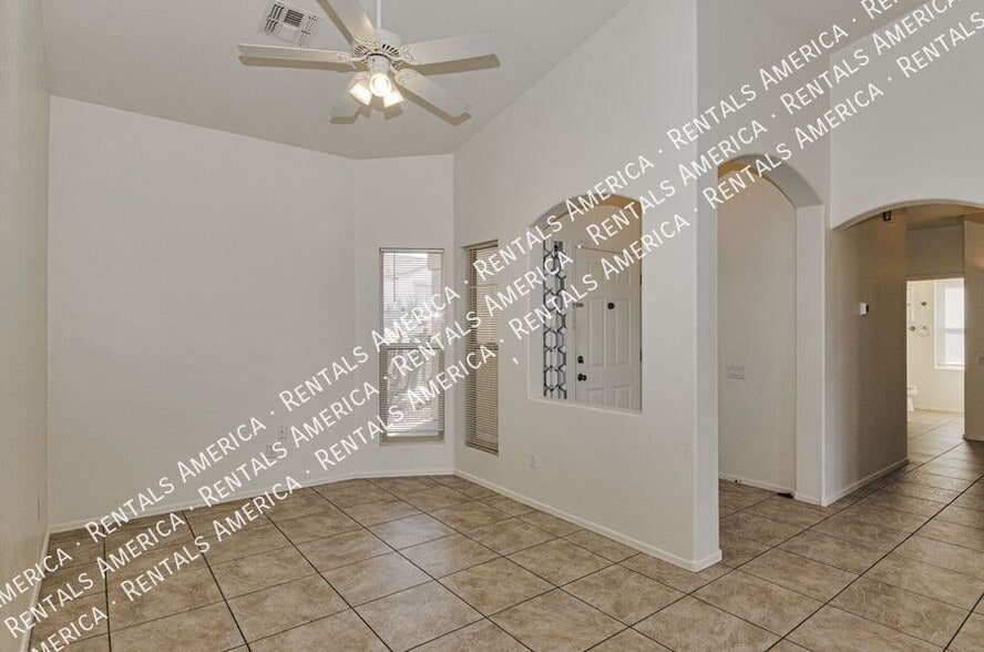 Building Photo - 2312 W Mystic Mountain Dr