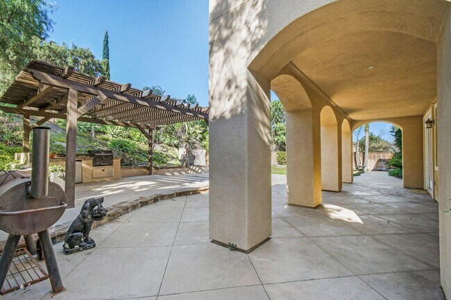 Building Photo - 2957 Ranch Gate Rd