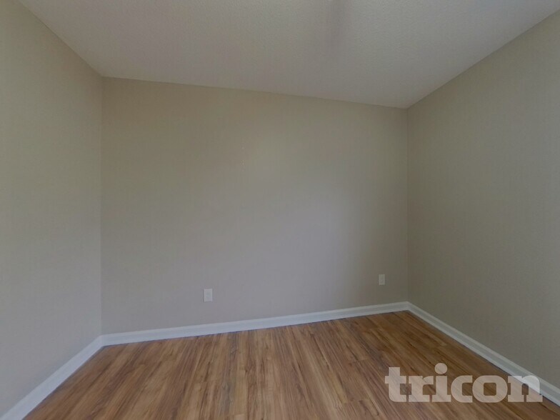 Building Photo - 5910 Haterleigh Dr