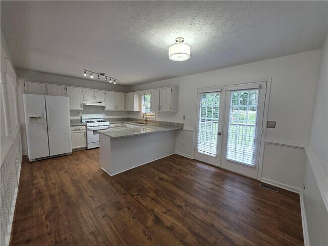 Building Photo - 4255 Brandy Ann Dr