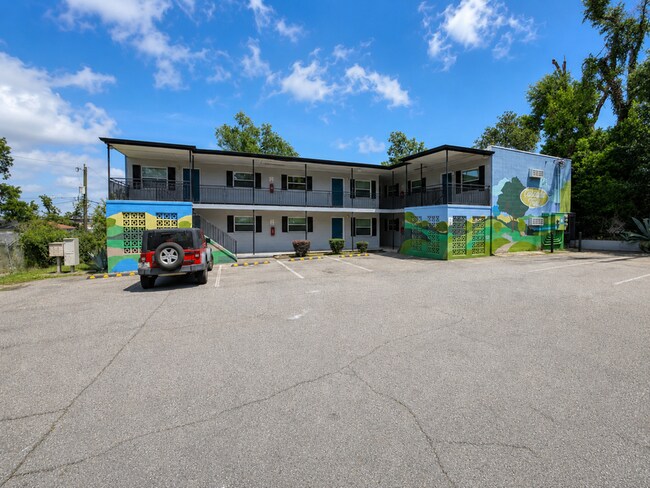 Building Photo - 710 Wailes St