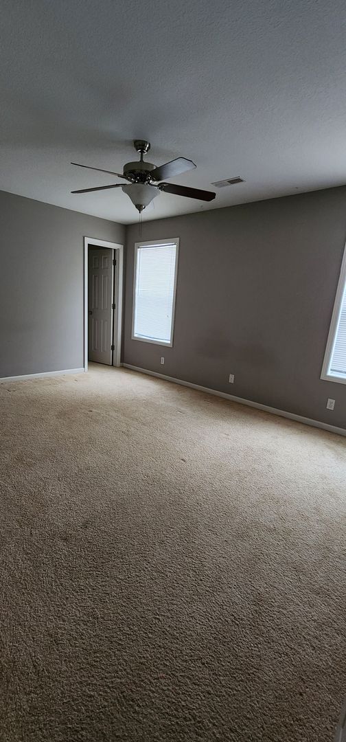 Building Photo - Wonderful 3 bed 2.5 Bath in Waldo! Availab...