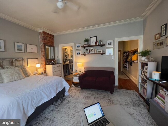 Building Photo - 257 S 20th St