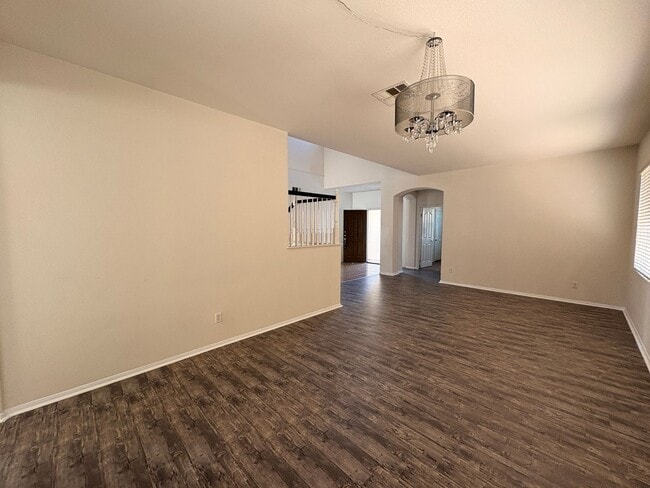 Building Photo - 5875 Larry Dean St