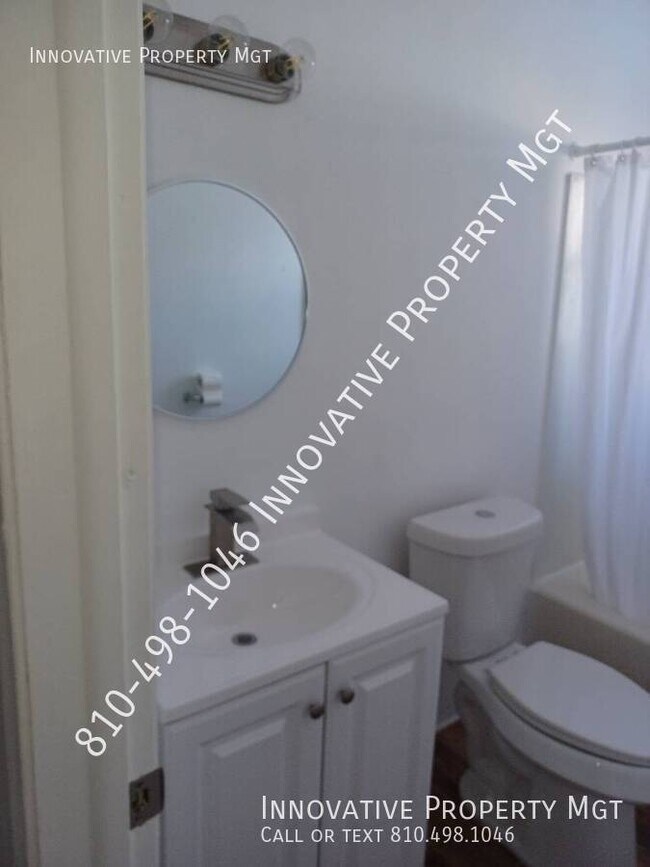 Building Photo - 5501 Western Rd