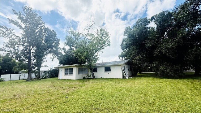 Building Photo - 1260 Betmar Blvd
