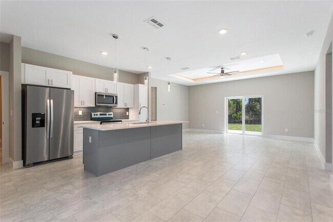 Building Photo - 1813 Greenley Cir