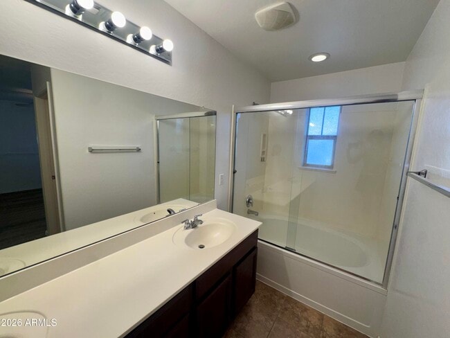 Building Photo - 2896 Claire Dr