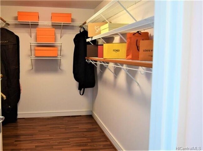 Building Photo - Hokua 3 bedroom corner unit