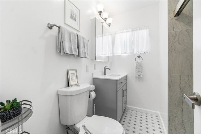 Building Photo - 4208 W 182nd St