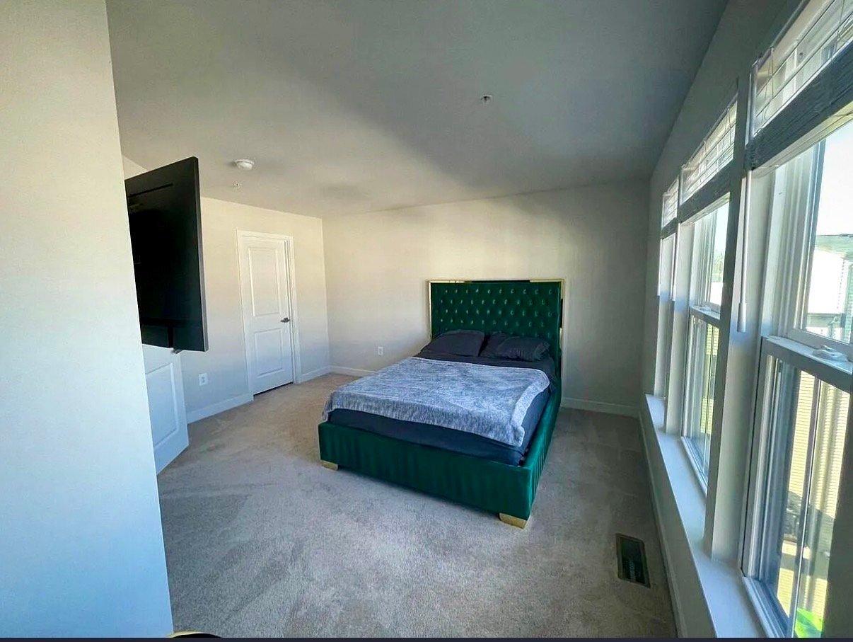 Building Photo - 2818 Arts Vista Blvd