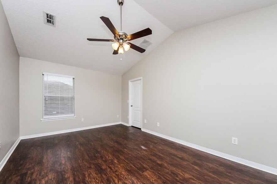 Building Photo - 4313 Creeks Run Blvd