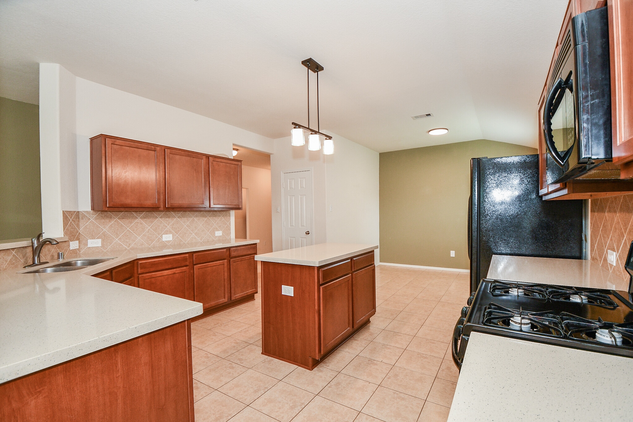 Building Photo - 20302 Mathis Landing Dr