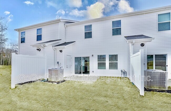 Building Photo - 126 Telford Dr