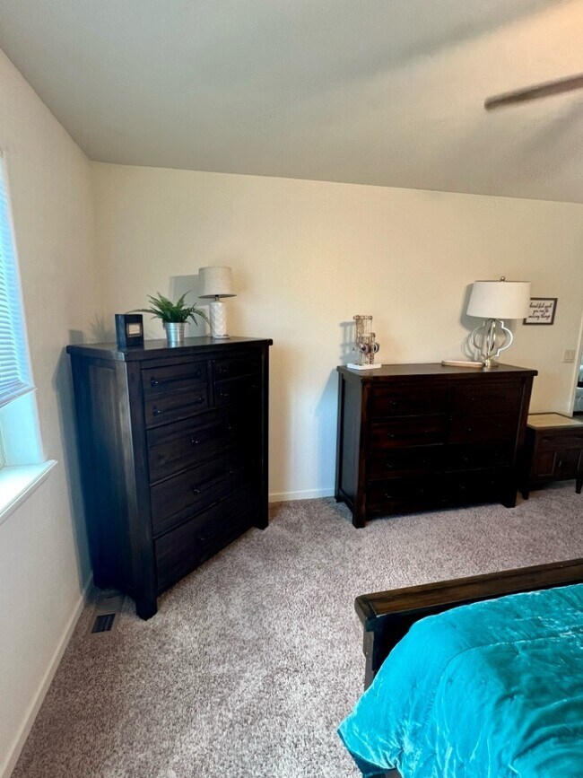 Master Bedroom - 6522 Painted Rock Trl
