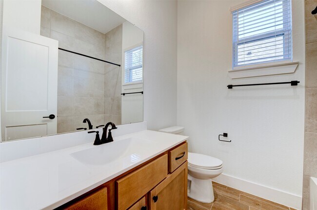 Building Photo - 156 Sea Foam Ct