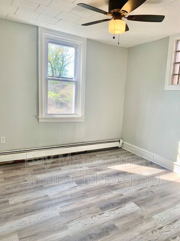 Building Photo - 1702 Wagner Ave