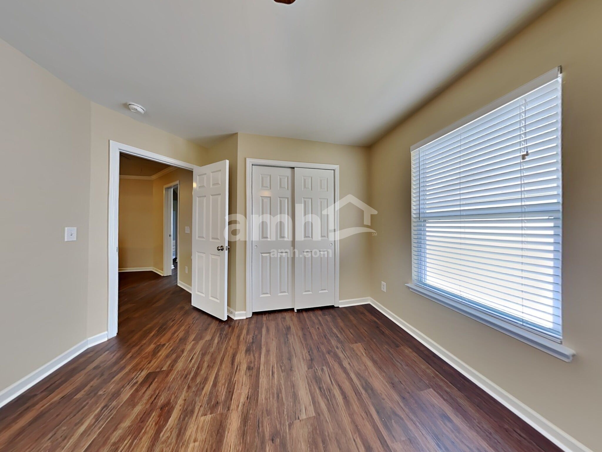 Building Photo - 211 Meadow Wood Rd