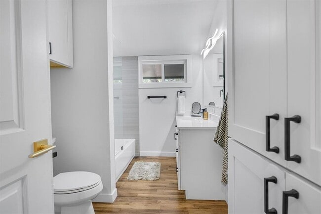 Building Photo - 3500 Northland Dr