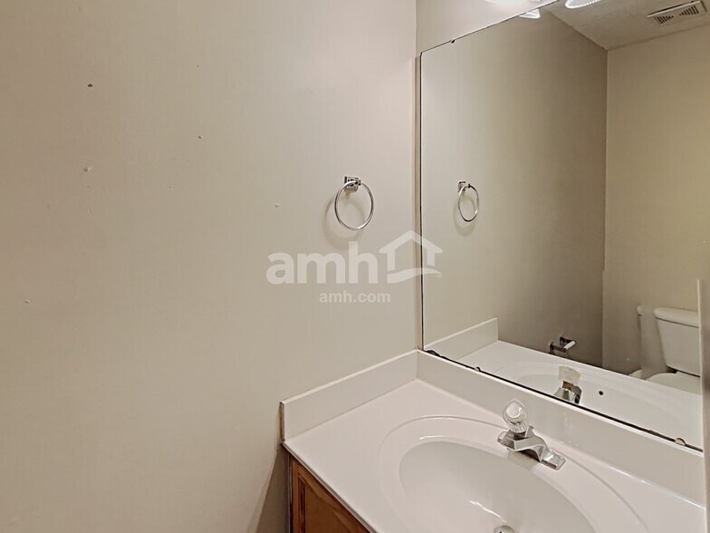 Building Photo - 6515 Goldenblush Cir