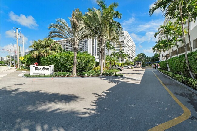 Building Photo - 1160 N Federal Hwy