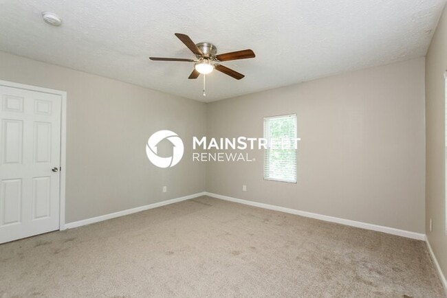 Building Photo - 2 Bedroom Pet-Friendly Home in Atlanta, GA with Main Street Renewal