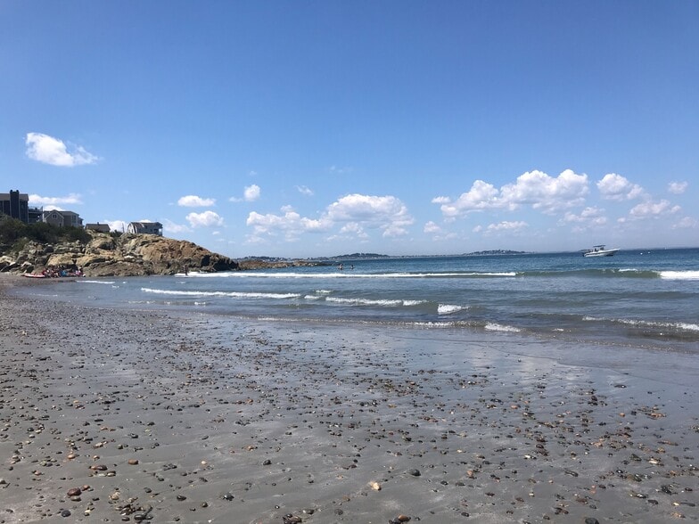 Gunrock beach - 11 Richards Rd