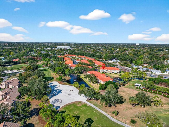 Building Photo - 6302 Vista Verde Dr W