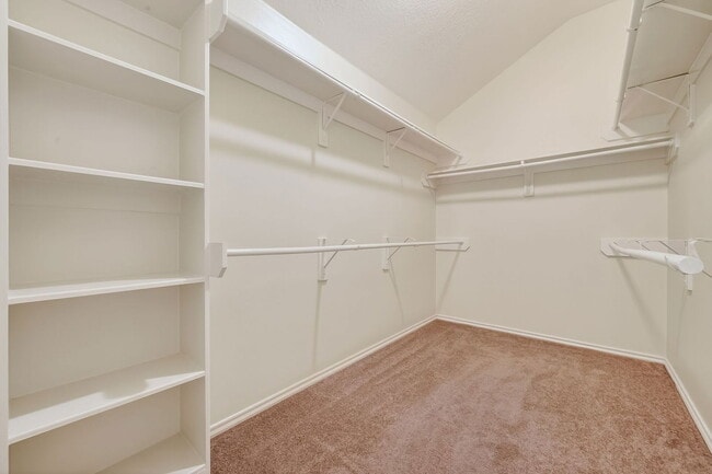 Building Photo - 9830 Lynette Falls Dr