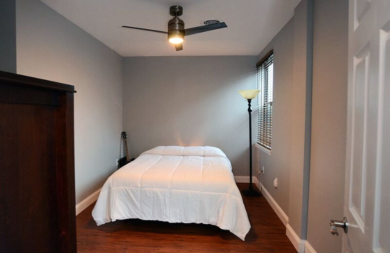 Building Photo - 201 S Main St