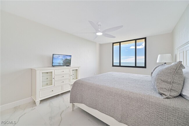 Building Photo - 15 Bluebill Ave