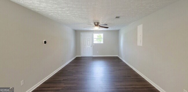 Building Photo - 3813 N Bogan Rd