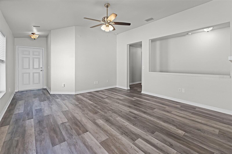 Building Photo - 11045 Golden Silence Dr