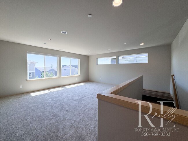 Building Photo - 1060 Banyan St
