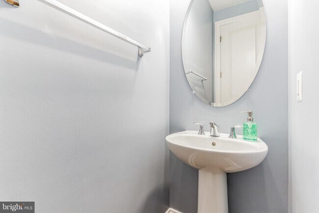 Building Photo - 6713 Dogwood Bloom Ct