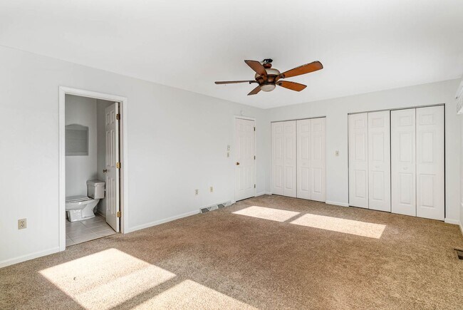 Building Photo - 2039F Raleigh Rd