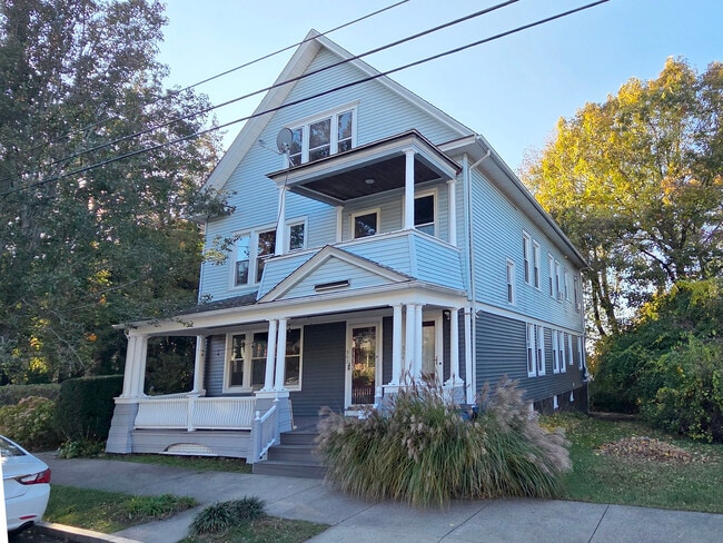 Primary Photo - 302 Lexington Ave