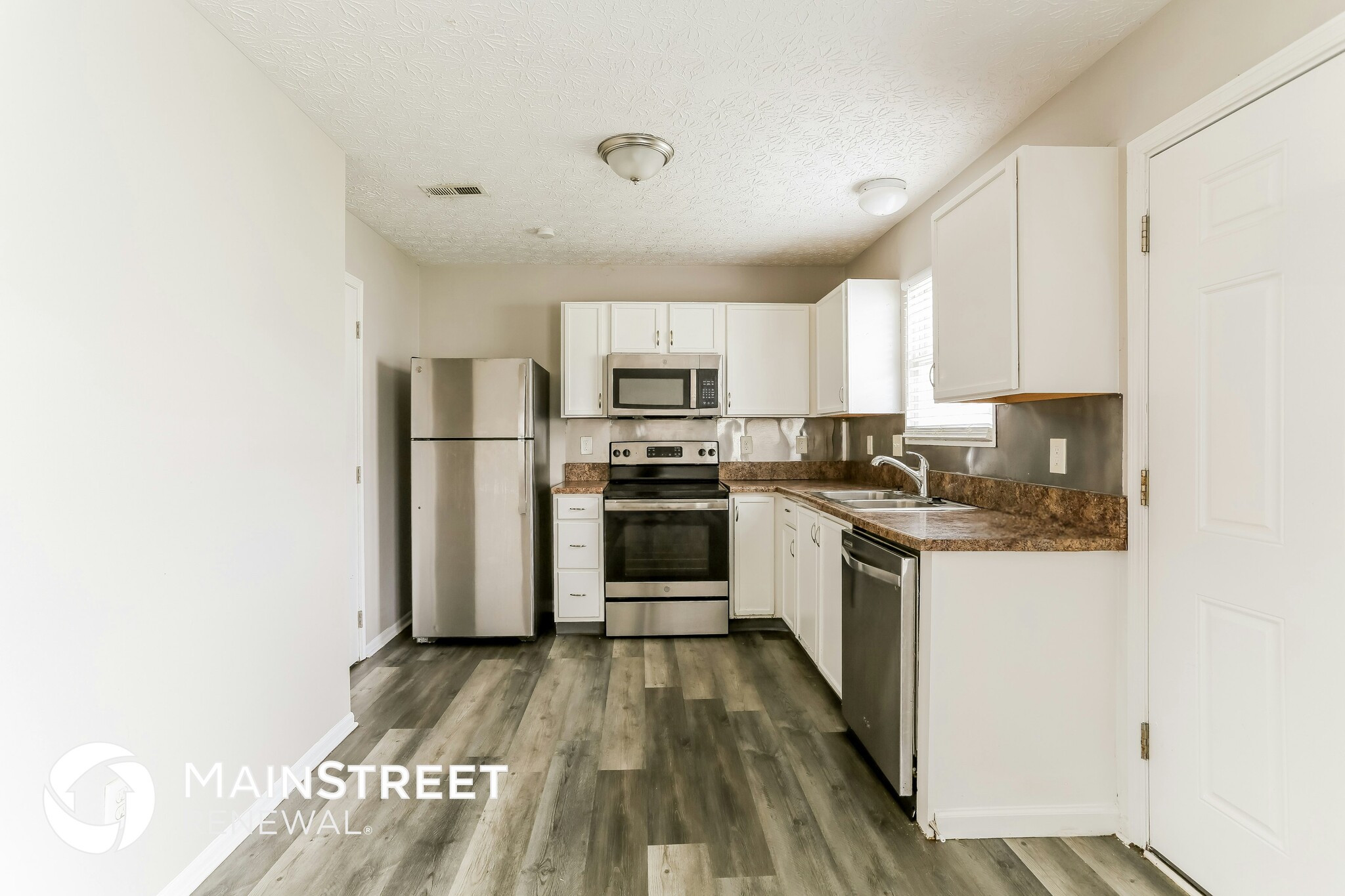 Building Photo - 3611 Bill of Rights Square