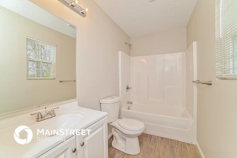 Building Photo - 5217 Oakhill Dr