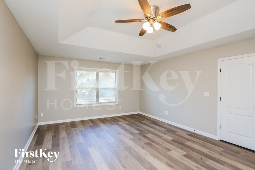 Building Photo - 3192 Sag Harbor Ln