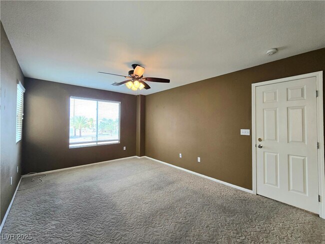 Building Photo - 4966 Tioga Pass Ave