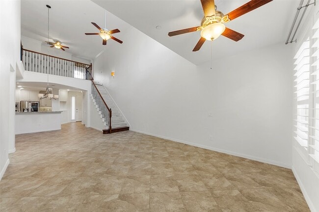 Building Photo - 4829 Bayview Dr