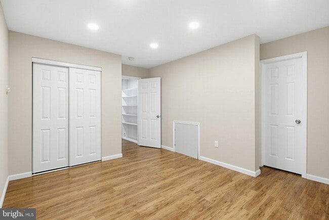 Building Photo - 13835 Burntwoods Rd