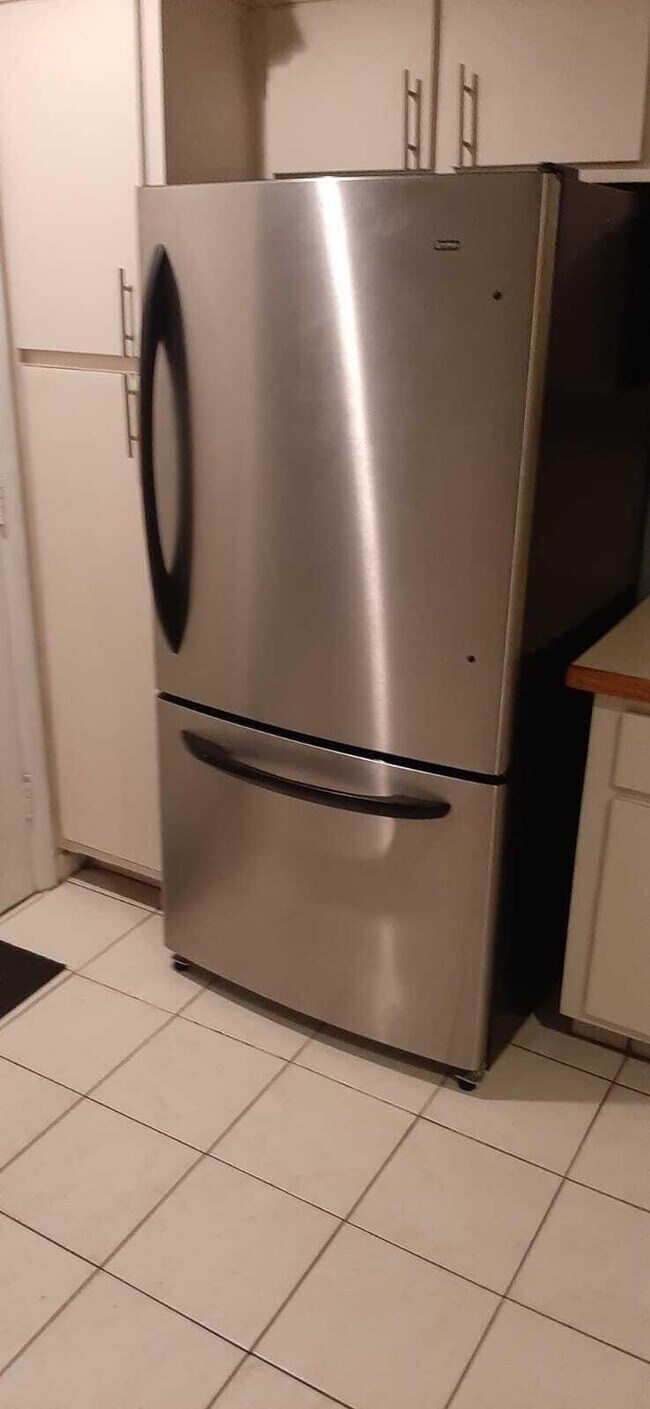 Building Photo - 3280 Spanish Moss Terrace