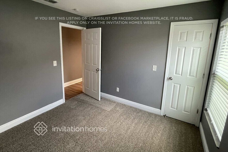 Building Photo - 2418 Radnor Ave