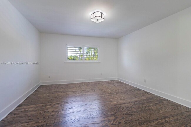 Building Photo - 1251 Campo Sano Ave