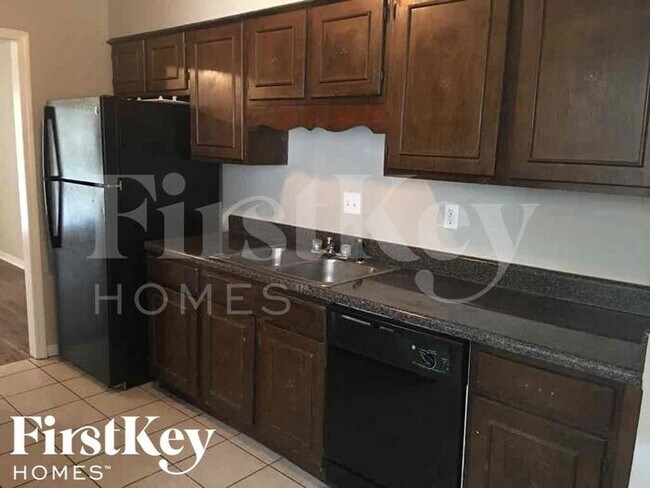 Building Photo - 6056 New Leaf Ln